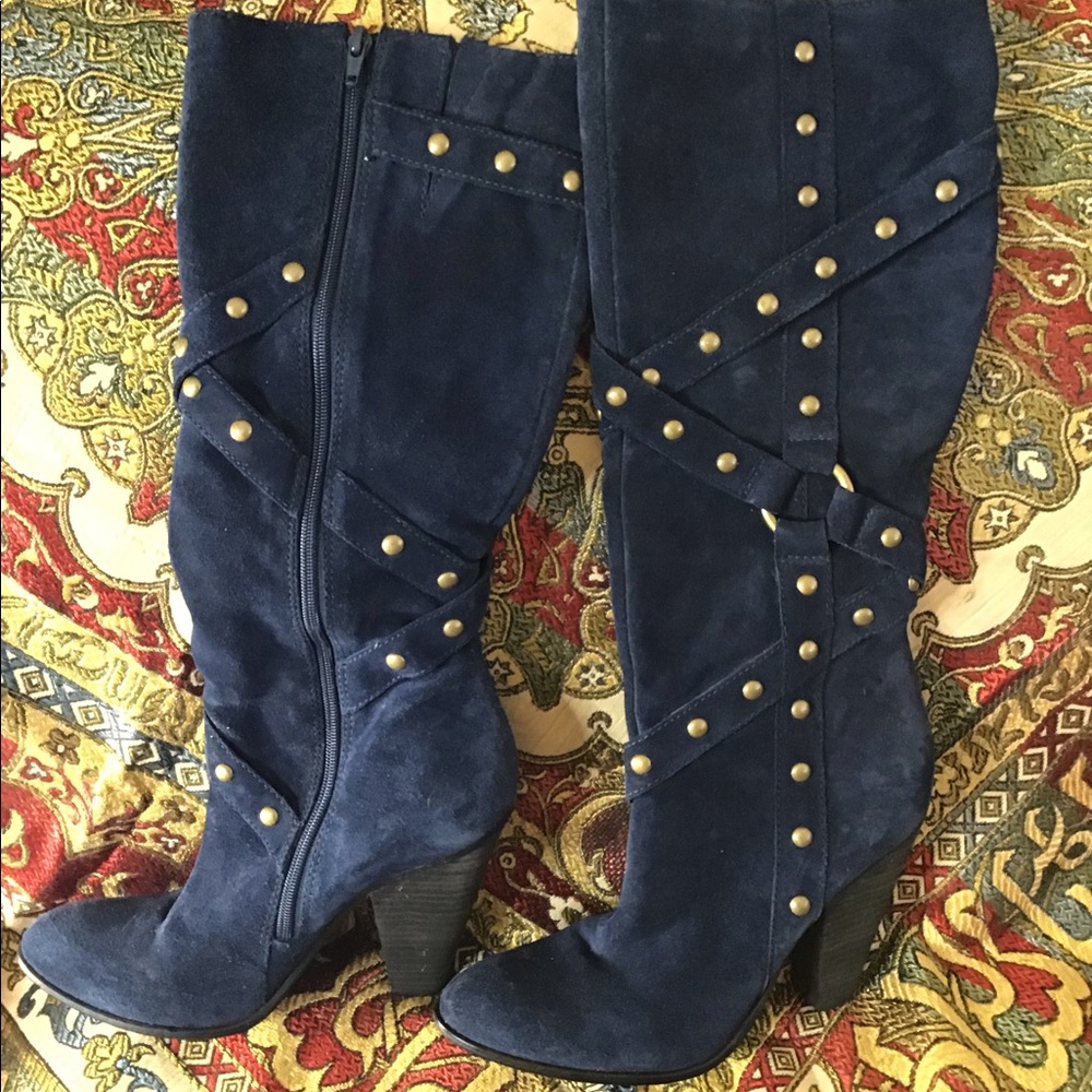 Carlos Santana Blue suede boots. Size 9 M